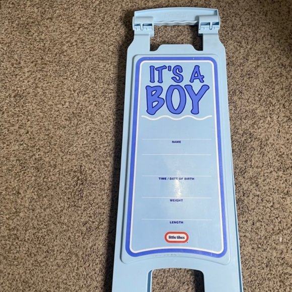 Rubbermaid Little Tikes "It's A Boy" Plastic Stand Up Welcome Sign - Picture 2 of 8